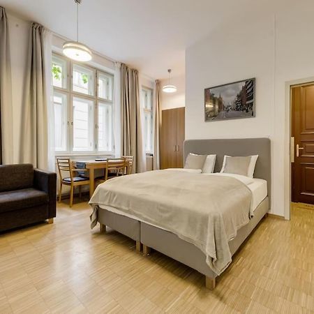 Deluxe Suite In Prime Location Prága Kültér fotó