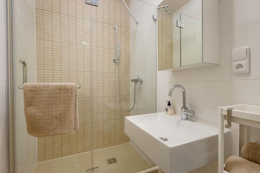 Deluxe Suite In Prime Location Prága Kültér fotó